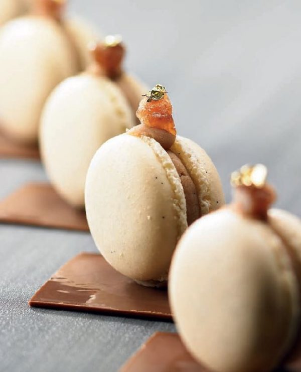 Macarons marron par Philippe Rigollot